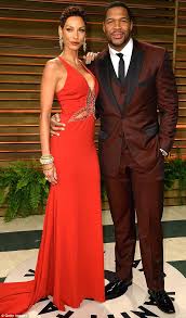Michael strahan uudelleentwiittasi new york giants. Michael Strahan Allegedly Paid Hush Money To Ex Wife S Sister He Was Accused Of Spying On Daily Mail Online