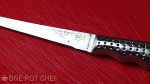 Stainless steel is an iron alloy that is mixed with chromium, carbon, nickel, silicon, molybdenum, and aluminum. Remove Rust Stains From Kitchen Knives With Vinegar Cnet