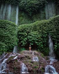 Destinasi wisata alam seperti gunung dan pantai sudah sangat familiar di kalangan traveller. Pin Auf Instagram Travel