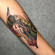 Larry brogan s tattoo designs tattoonow.hình xăm kín lưng cho nữ giới với nhiều ý tưởng độc đáo nhất hiện nay như hoa hồng, chim bay, lông vũ, cá chép hóa rồng,… đẹp nhất cho nữ. Hinh XÄƒm Old School Ä'áº¹p Nháº¥t Tattoo Old School Mini
