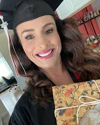 Wonder Woman's duties are never done, was out all night fighting crime!  Swipe to the end for a surprise! 💃🏻⭐️🎃👻