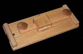 Laptop stand, fold away bed tray, real wood, portable foldable lap desk, breakfast serving tray, multifunctional stand, work from home gift falkeldesign 5 out of 5 stars (271) sale price $67.50 $ 67.50 $ 96.43 original price $96.43 (30% off. Elan
