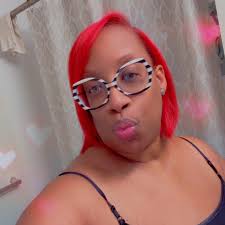 Tyshanya Ross's Instagram, Twitter & Facebook