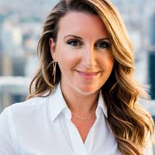 Alicia Mummert's Instagram, Twitter & Facebook