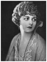 The Project Gutenberg eBook of Behind the Screen, by Samuel Goldwyn.