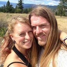 Sara Victor and Eliot Winder's Wedding Registry