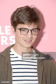 98 Showrunner Simon Rich Stock Photos, High-Res Pictures, and Images