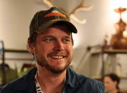 Abbott Smith's Instagram, Twitter & Facebook