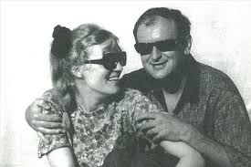 слова песни анны герман один раз в год сады цветут Pin Na Doske Anna German