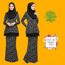 Choose between 3 contrast levels to make your photo look best. Ada Yang Buat Tema Raya Hitam Putih Koleksi Cek Mek Molek ÙÙŠØ³Ø¨ÙˆÙƒ