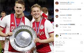 Matthijs de ligt (leiderdorp, holanda meridional, países bajos, 12 de agosto de 1999) es un futbolista neerlandés que juega de defensa en la juventus f. Seltsame Social Media Aktivitat Des Fc Barcelona Der Transfer Von De Ligt Kommt Bald Tribuna Com