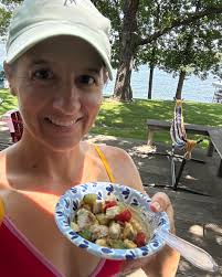 Lunch in my swimsuit! Is it hot 🥵 where you're at? Added chicken to our  leftover Caprese Chopped Salad we made yesterday. The perfect high protein,  low carb lunch