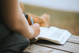Reading the bible through in one year's time is a worthy goal. Where To Start Reading The Bible For The Beginner Created Mag