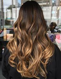 Couleur Miel Sur Cheveux Chatain Fonce Cheveux Chatains Cheveux Bruns Cheveux Fonces