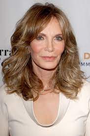 31 Medium Hairstyles For Over 50 Messy Cool Hairstyles Medium Length Hair Styles Medium Hair Styles