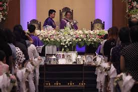 Sabtu,6 maret 2021 pukul 19.15 wib lingkungan felisitas 2 melaksanakan misa arwah peringatan 1 tahun bapak agustinus teguh sasongko (bapak teguh) secara virtual atau via zoom meeting, misa dipimpin oleh rm. Misa Arwah Orang Beriman 2 Nov 2018 Gereja St Ambrosius