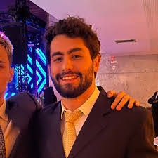 Gabriel Lavalle's Instagram, Twitter & Facebook