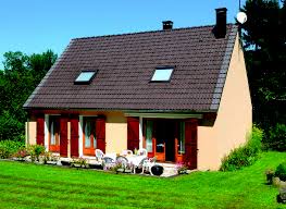 Toute isolation par l'extérieur nécessite un revêtement de façade pour couvrir l'isolant et lui permettre de conserver ses capacités. Faire Son Isolation Thermique Par L Exterieur Au Polystyrene