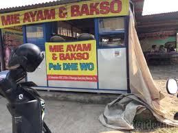 Paket jasa desain spanduk web ini akan memberikan anda desain yang modern, menarik, dan interaktif berdasarkan kebutuhan anda. Mie Ayam Bakso Pak Dhe Wo Yogya Gudegnet