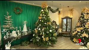 Start exploring these 2020 christmas tree decorating trends now and choose between a comprehensive category of products made exclusively for you to add more excitement to holiday celebrations. 7news Sunshine Coast The 2020 Christmas Tree Trends Facebook