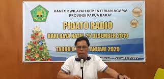 Susunan acara tersebut dibawakan oleh pembawa acara atau mc sebagai panduan untuk memimpin selama jalannya acara. Pidato Radio Hari Raya Natal 25 Desember 2019 Dan Tahun Baru 01 Januari 2020 Kanwil Kementerian Agama Provinsi Papua Barat