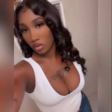 Amber George (itsambergeorge)