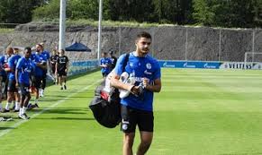 Leicester city'den ozan kabak hamlesi. Schalke Ye Transfer Olan Ozan Kabak Antrenmanda Sakatlandi Fotomac
