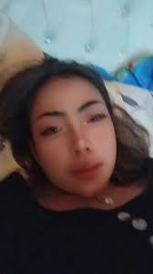 Rosa Hakim's Instagram, Twitter & Facebook