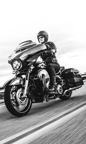 Everything You Thought Could Never Roll Out Of A Factory 2017 Harley Davidson Cvo Street Glide Harley Davidson Bikes Harley Davidson Street Glide Harley