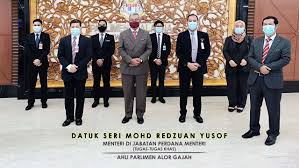 Datuk seri mohd redzuan bin md yusof (jawi: Mohd Redzuan Yusof Verified Page Facebook