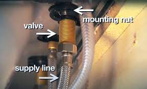 Installing a kitchen faucet can be a relatively easy project for an experienced do‐it‐yourselfer. How To Install A Kitchen Faucet The Home Depot