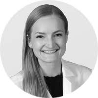 Foods That Stain Teeth: Best Foods and Drinks for Your Pearly Whites