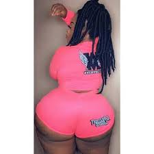 Mzansi 18 thick facebook / thick fit and fabulous: Thick Babes Mzansi Huge Hips Appreciation Facebook