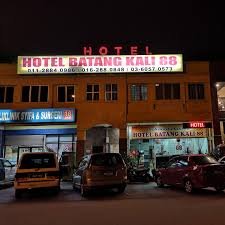 Place located in the middle of batang kali town. One Home Hotel Home Facebook