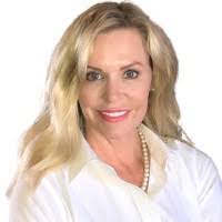 Kathy Banister's Instagram, Twitter & Facebook