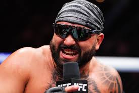 Awkward! ONE Championship Founder surprises self with tearful black belt  reception during event