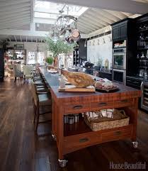 Decorating a country kitchen style is an enduring trend, because the country look provides a cheerful and inviting backdrop for cooking and entertaining. The 2011 Kitchen Of The Year With Tyler Florence