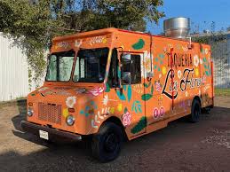 Car wrap solutions has designed 100s of food truck wraps since we started the food truck wrap service back in 2002. Food Truck Wraps Full Vehicle Graphics Houston Texas Graphics Atoz