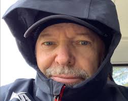 Trova una vasta selezione di cd vasco rossi a prezzi vantaggiosi su ebay. Vasco Rossi Al Via Oggi La Prima Data Del Tour 2019 Zon