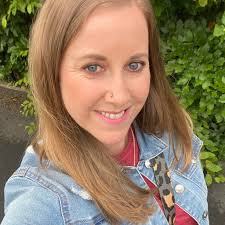 Does anyone know of any good yoga classes nearby? I've seen a few posters  but unsure