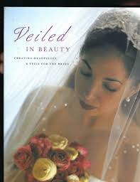 Libros de bodas: velados en belleza. Este es un libro nuevo.