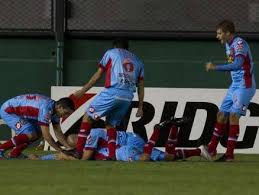 Se enfrentaron en la final san lorenzo y arsenal, este último se proclamó campeón luego de vencer a san lorenzo por 3 a 0 con goles de nicolás aguirre, mariano echeverría y emilio zelaya, [2. Arsenal Enfrentara A San Lorenzo En La Final De La Copa Argentina Rpp Noticias