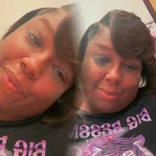 Jacquelyn Robertson's Instagram, Twitter & Facebook