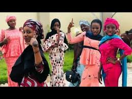 Matan zamani 1 is a hausa entertaining group with educational short movies, comedies, music, entertainment, learning new inventions and innovations with matan zamani 1 our goal is always to make. Sabuwar Rawar Gala Kalli Wata Fitsarar Matan Zamani Hausa Arewa Youtube