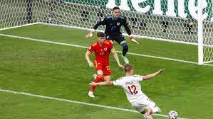 Д.уорд, б.дэвис, к.робертс, д.родон, к.мефам, д.аллен, д.джеймс, а.рэмси, д.моррелл, к.мур, г.бэйл. Ziyoinbr4e1aim