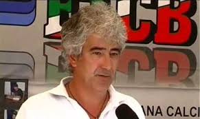 Roberta Bruni, campionessa di salto con l'asta, e #MassimoRagona della FICB  Federazione Italiana Calcio Balilla ospi@ti a Moto Perpetuo! Sempre su  Radio Dei Navigli alle 21. #RdN #LoSportAmodoNostro #PoleVault  #CalcioBalilla