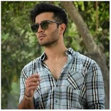 Feroz Khan Age Wife Dramas Son Biography Only Pakistan Born in quetta, he began his career as a vj on ary musik and then became a model. feroz khan age wife dramas son