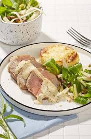 Varkenshaasje In Mosterdsaus Met Witloofsalade En Gratin Dauphinois Colruyt Gratin Varkenshaas Witlofsalade