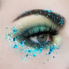 Loving This Chunky Glitter Look Get Your Ilo Cosmetics Glitters Available At The Makeup Club And Get Creating Cosmetic Glitter Christmas Makeup Eye Makeup