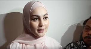 Langsung saja simak informasi yang dihimpun dari berbagai sumber berikut ini. Ditanya Soal Sarita Abdul Mukti Jennifer Dunn Ya Allah